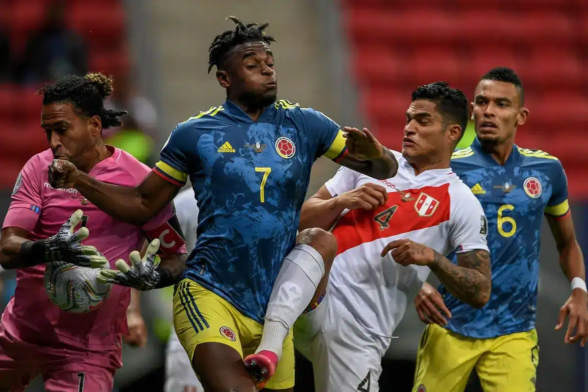 Pronósticos Colombia vs Perú | Clasificación CONMEBOL Mundial 2026